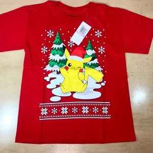 Pokémon Holiday T-shirt Pikachu New Christmas